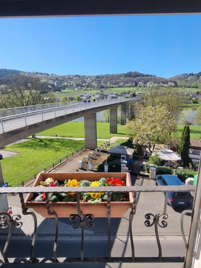 Moselblick Apartamento Kinheim Exterior foto