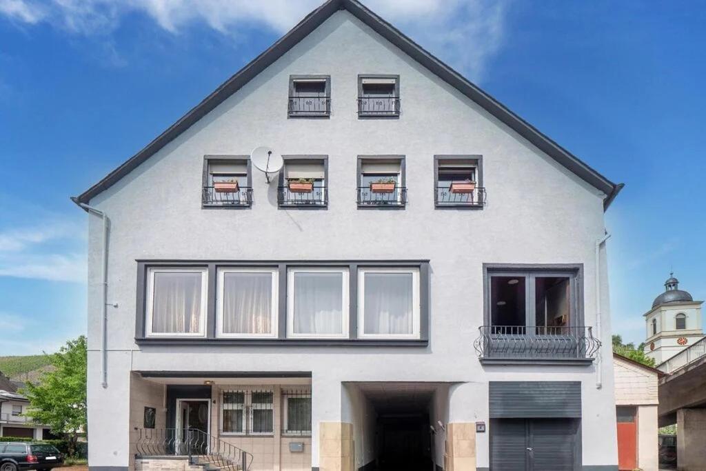 Moselblick Apartamento Kinheim Exterior foto